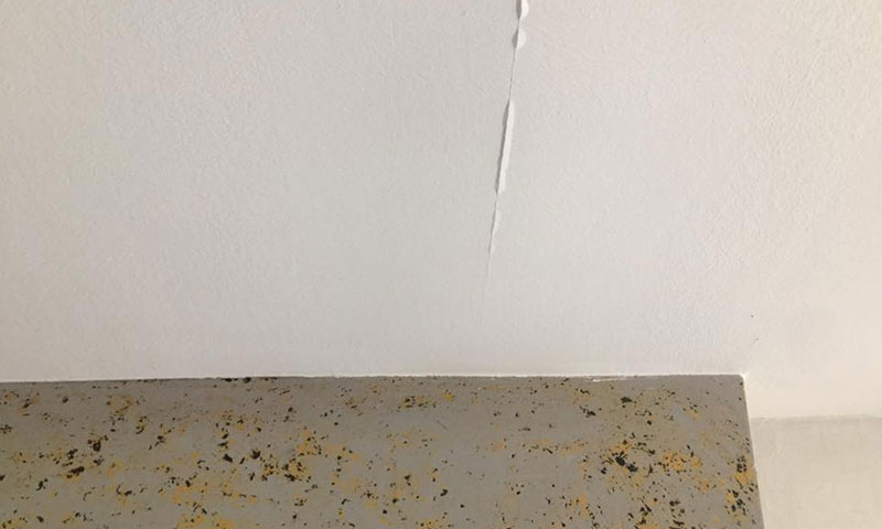 Prefabrik Ev Alçıpan Çatlağı